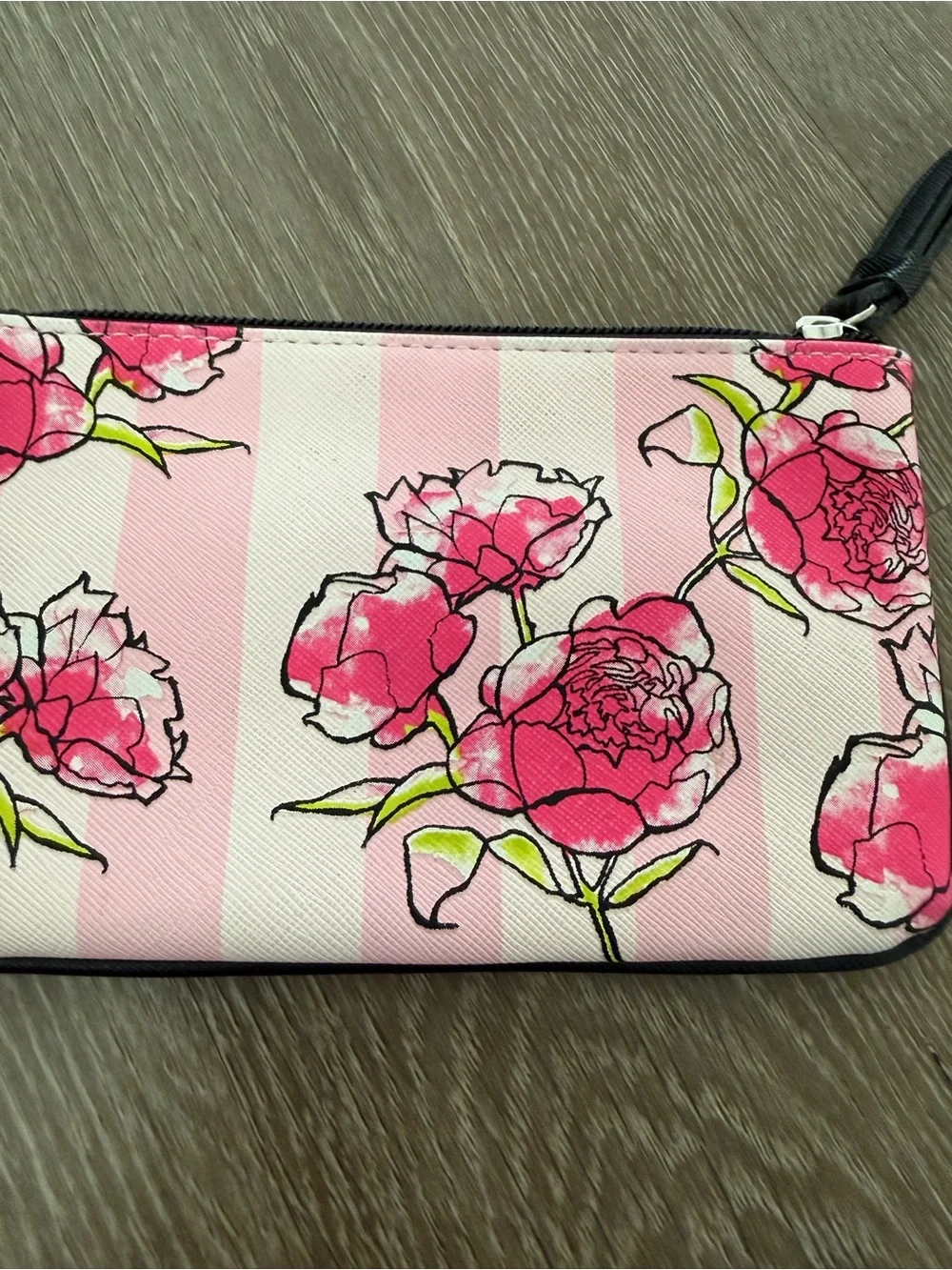 Victorias Secret compact cosmetic